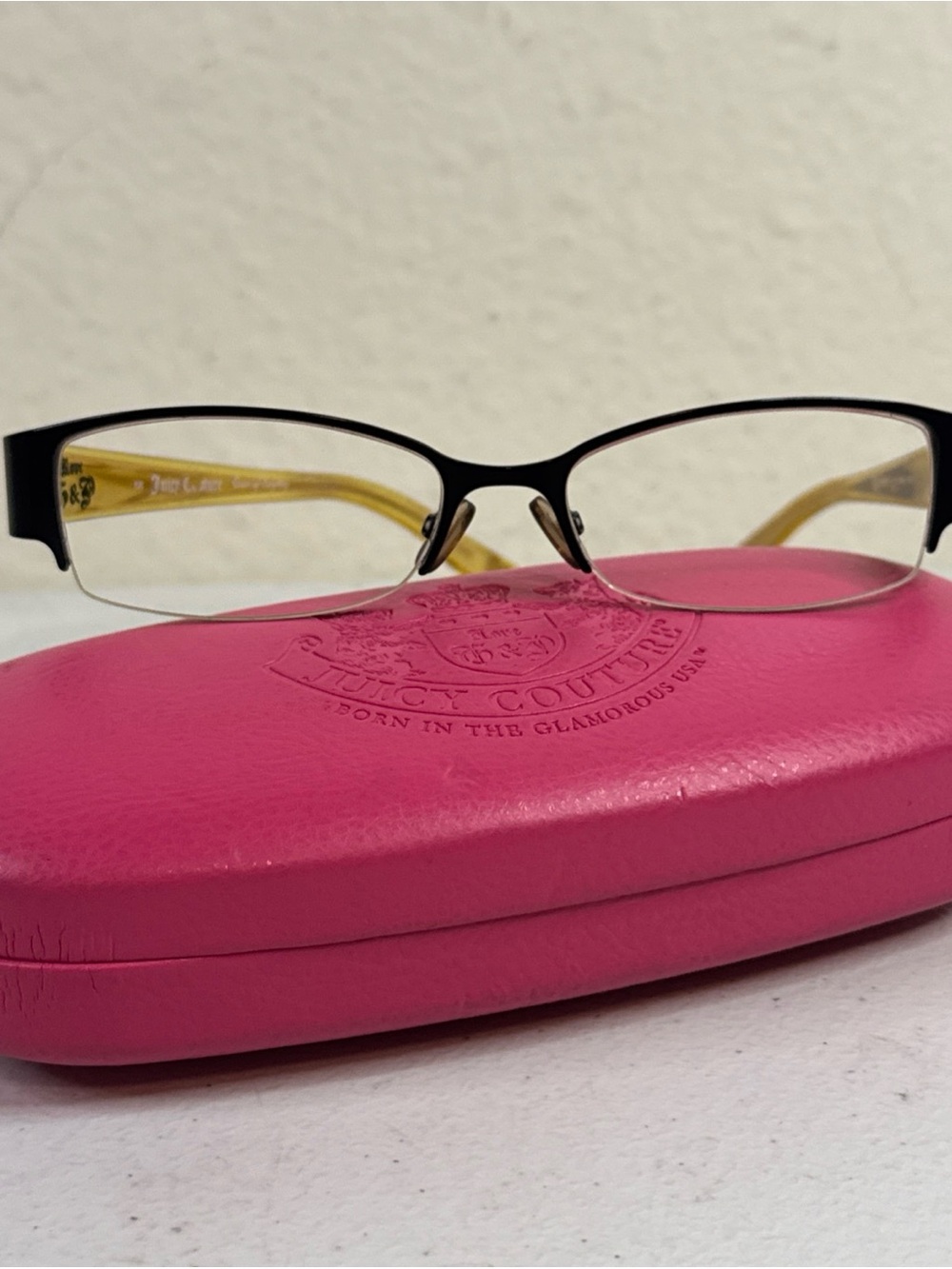 Juicy Couture Black Front with Gold Temples Women's Glasses